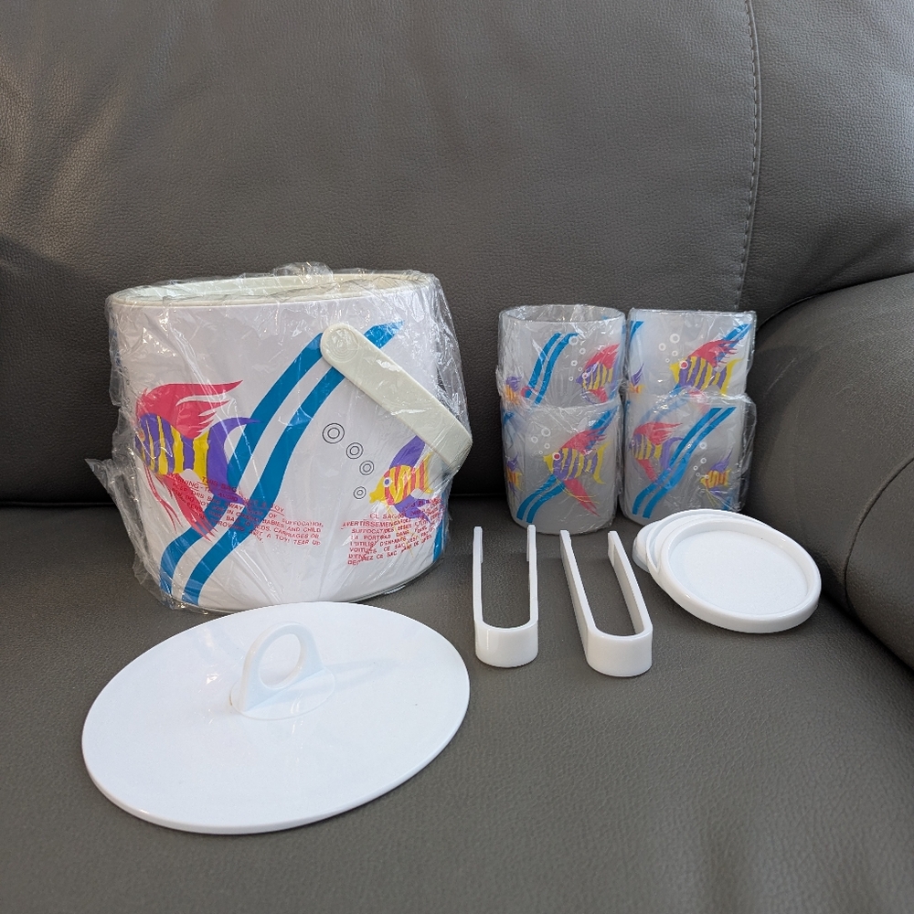 *NEW* 10 piece Ice Bucket Set